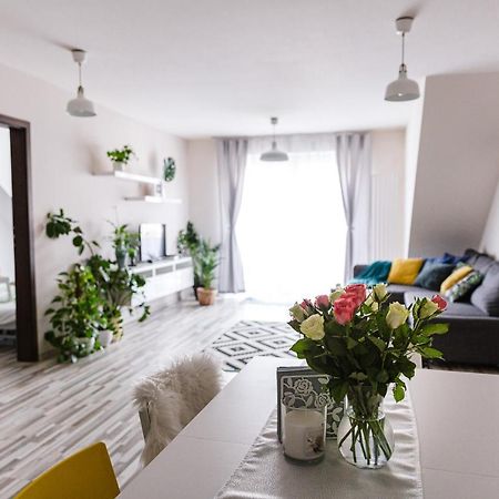 Apartament W Centrum Ustrzyki Dolne Exteriér fotografie
