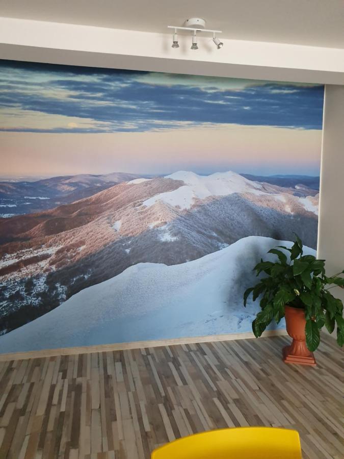 Apartament W Centrum Ustrzyki Dolne Exteriér fotografie