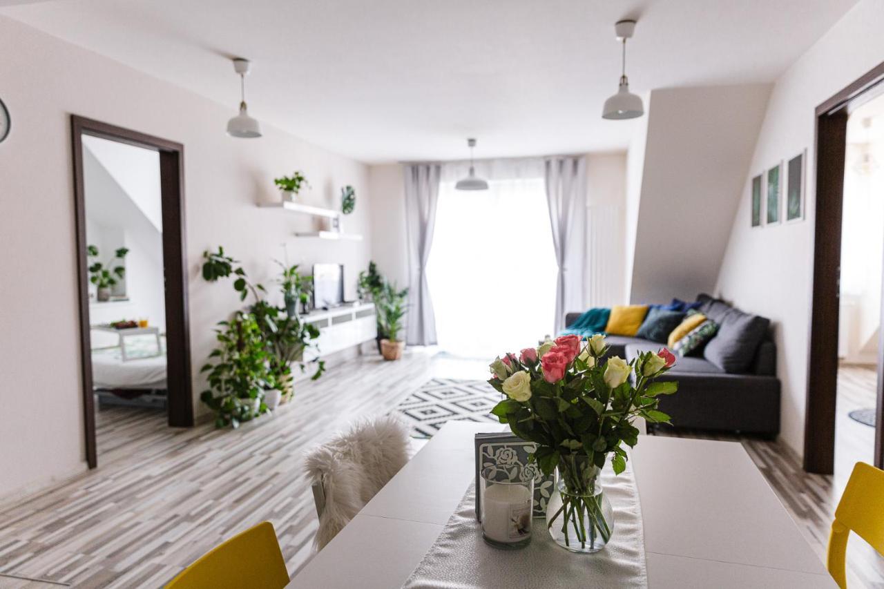 Apartament W Centrum Ustrzyki Dolne Exteriér fotografie