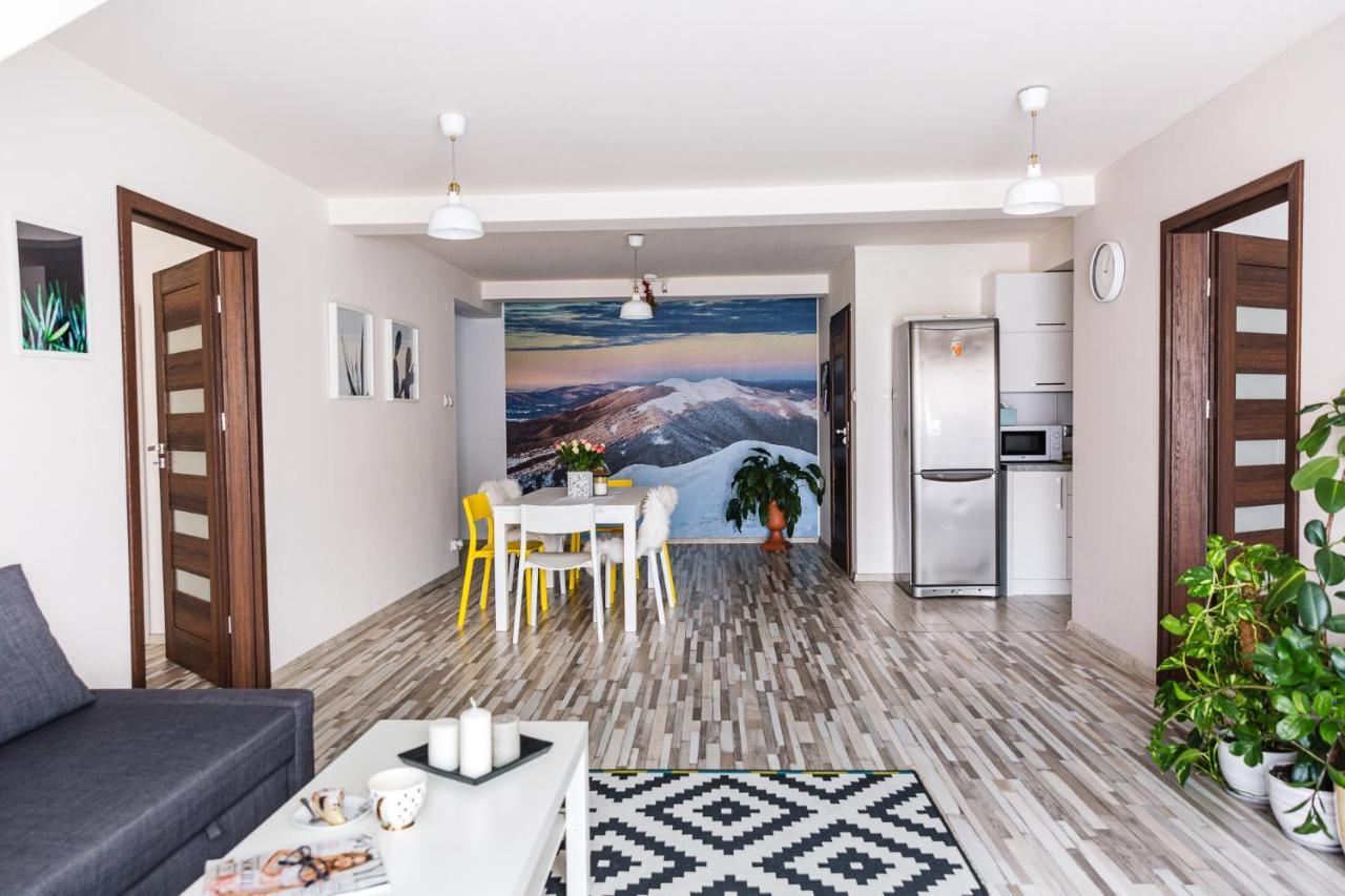 Apartament W Centrum Ustrzyki Dolne Exteriér fotografie